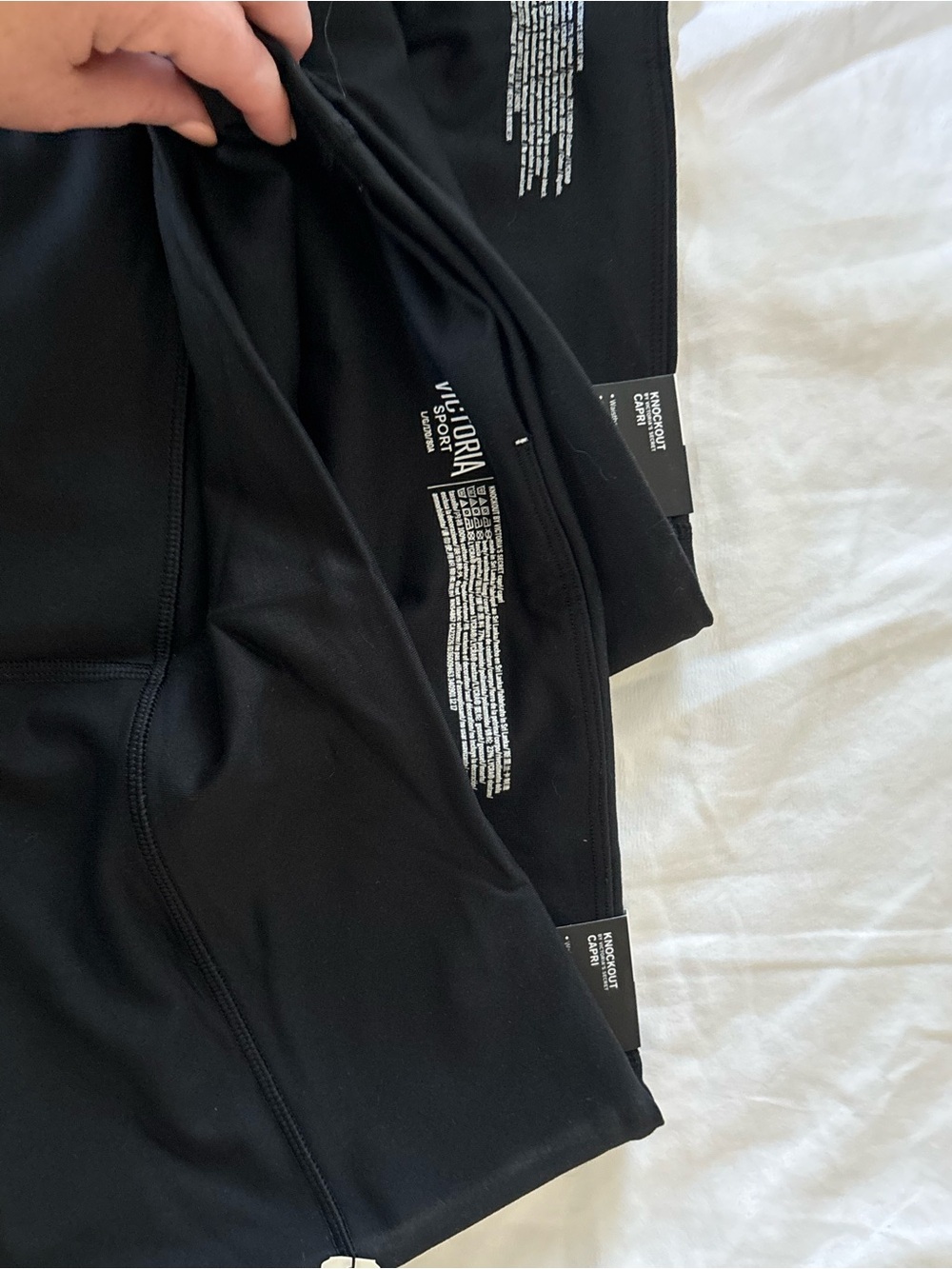 Victoria's Secret women Black capri bundle- 2 pairs NWT!! - Picture 6 of 10